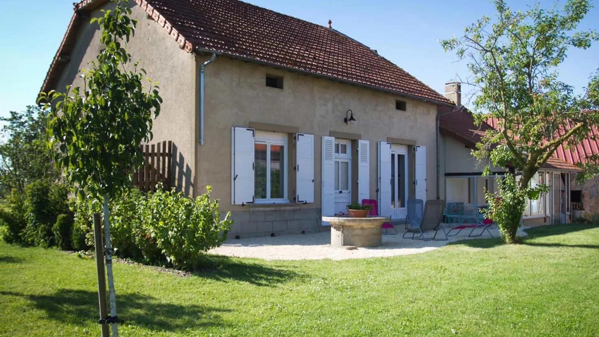 Gite Familial Renove A La Campagne Avec Jardin, 4 Chambres, Proche Loisirs Et Attractions - Fr-1-489-61 Cindre France